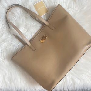 Michael Kors Tote